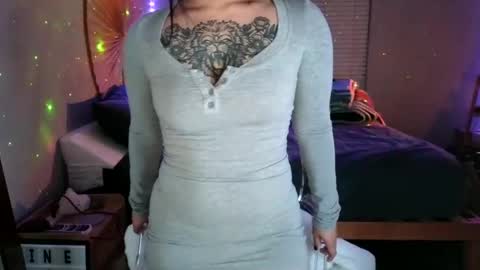 DOLLLFACE online show from 12-18-24, 08:42