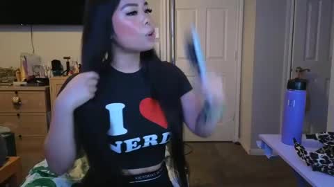 DOLLLFACE online show from 02-28-25, 01:26