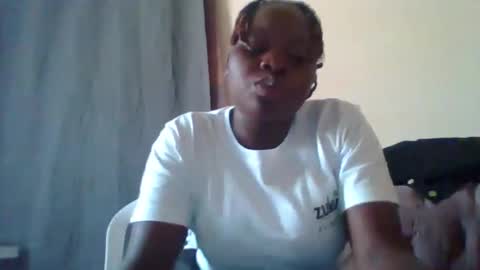 dollyvee online show from 12-01-25, 11:26