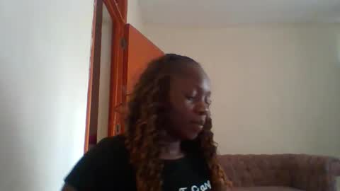 dollyvee online show from 05-04-26, 12:34