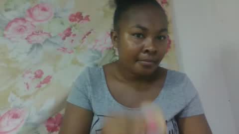 doloresslu online show from 04-21-26, 09:37