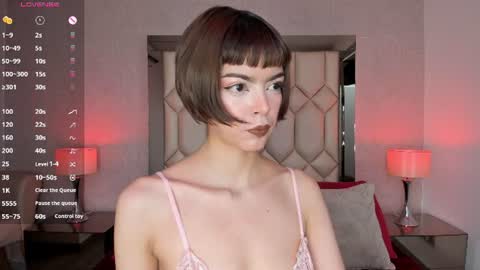 Snapshot of dolyconor chatting on 06-28-26, 08:26 Dolly online show from 06-28-26, 08:26