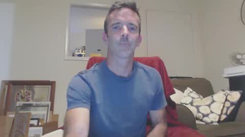 Snapshot of dombolio chatting on 10-03-25, 03:31 Dombol online show from 10-03-25, 03:31