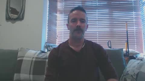 Snapshot of dombolio chatting on 03-22-26, 12:30 Dombol online show from 03-22-26, 12:30