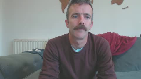 Snapshot of dombolio chatting on 06-12-26, 11:09 Dombol online show from 06-12-26, 11:09