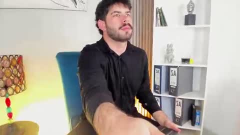 Snapshot of domboy_ chatting on 06-25-26, 08:02 domboy online show from 06-25-26, 08:02