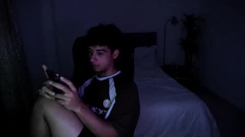 Snapshot of domi_master chatting on 03-05-25, 04:56 MASTER online show from 03-05-25, 04:56