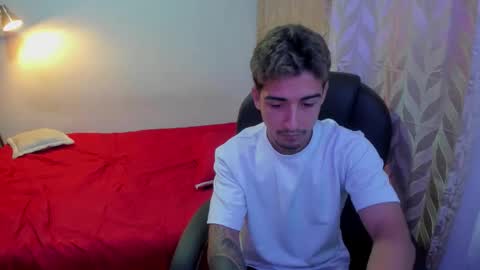 Snapshot of domi_master chatting on 10-06-25, 11:24 MASTER online show from 10-06-25, 11:24