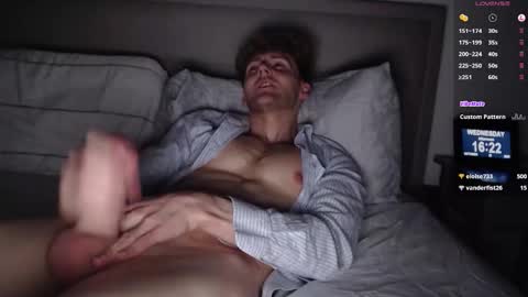 Alex...  online show from 10-22-25, 03:23