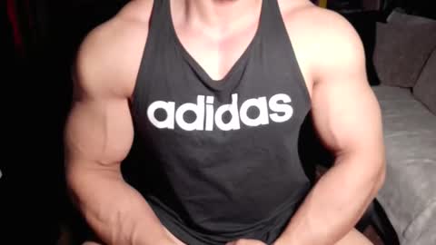 Snapshot of dominatemuscle chatting on 04-03-26, 07:56 Kevin online show from 04-03-26, 07:56