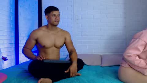 Dominc berry online show from 02-25-25, 12:47