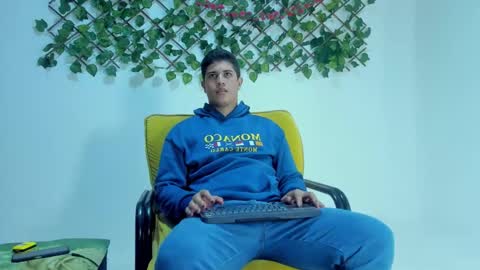 DOMI online show from 02-23-26, 03:37