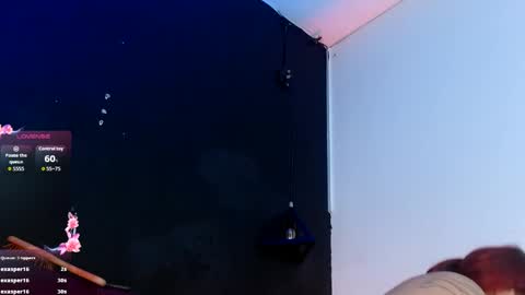 Snapshot of dominic_queen chatting on 06-03-26, 02:33 online show from 06-03-26, 02:33