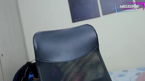 Dominic  online show from 01-13-25, 06:38