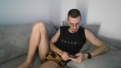 Dominic online show from 02-11-26, 07:35