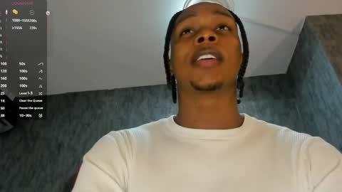 Snapshot of dominicsccott chatting on 04-26-26, 01:09 Dominicscott online show from 04-26-26, 01:09