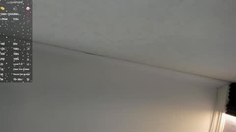 Snapshot of dominicsccott chatting on 05-10-26, 12:32 Dominicscott online show from 05-10-26, 12:32