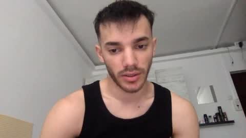 Snapshot of dominicvalente chatting on 05-22-26, 09:26 dominicvalente online show from 05-22-26, 09:26