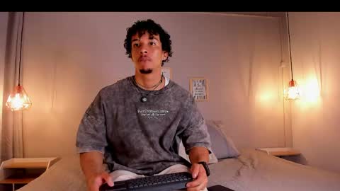 Dominik Drake online show from 05-25-26, 12:33