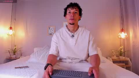 Snapshot of dominik_drake chatting on 07-06-26, 12:13 Dominik Drake online show from 07-06-26, 12:13