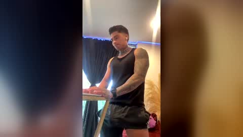 Snapshot of dominiofit chatting on 07-16-26, 11:38 Only fans Ronnie col---InstaRonniecolleman online show from 07-16-26, 11:38