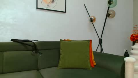 Snapshot of dommedrucilla chatting on 04-29-26, 07:23 Mistress Gia online show from 04-29-26, 07:23