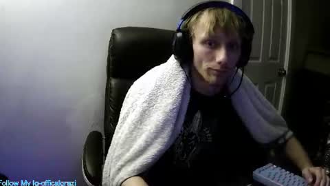 Snapshot of domohead0 chatting on 07-31-26, 09:41 dom online show from 07-31-26, 09:41