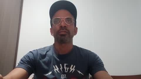 don__chi online show from 12-21-24, 03:58