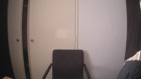 Papi online show from 04-01-26, 01:41