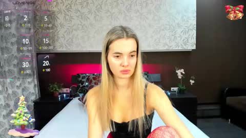 Snapshot of donnaaa_evans chatting on 01-11-25, 03:13 Donna On GMT2 Mon-Fri 3-9 AM online show from 01-11-25, 03:13