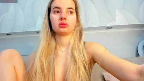 Donna On GMT2 Mon-Fri 3-9 AM online show from 04-05-26, 12:52