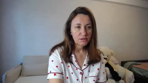 Tatiana 43 curvy sexy body and Joanna redhead 39 years online show from 09-28-25, 12:10