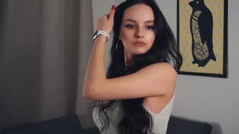 Victoria online show from 03-27-26, 07:13