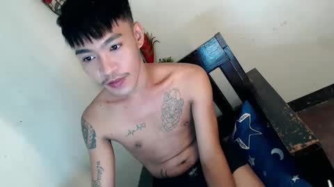 Snapshot of donnie_on_cum chatting on 03-02-26, 05:31 donnie online show from 03-02-26, 05:31