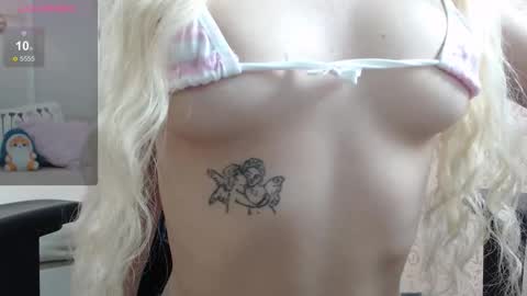 Snapshot of dont_forget__ chatting on 10-13-25, 09:09 Nika online show from 10-13-25, 09:09