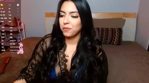 Snapshot of dontbemina chatting on 03-04-25, 04:27 DontBeMina online show from 03-04-25, 04:27