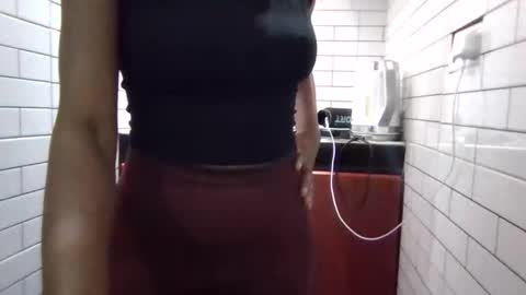 Snapshot of dora05191 chatting on 09-09-25, 08:30 dora05191 online show from 09-09-25, 08:30