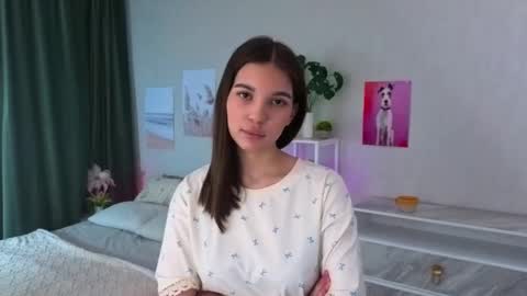 Kiki online show from 03-25-26, 12:49