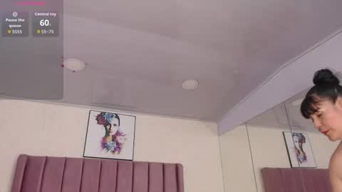 Snapshot of dorettaacreman chatting on 06-18-26, 12:09 Anny online show from 06-18-26, 12:09