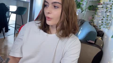 Snapshot of dorfmatratze_ chatting on 01-11-25, 09:26 Alice online show from 01-11-25, 09:26