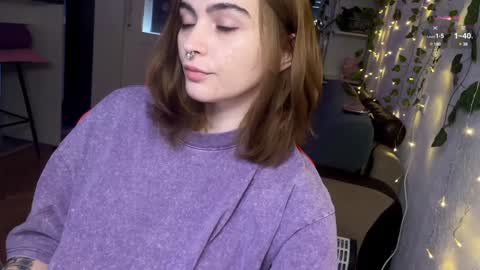 Snapshot of dorfmatratze_ chatting on 01-18-25, 09:02 Alice online show from 01-18-25, 09:02