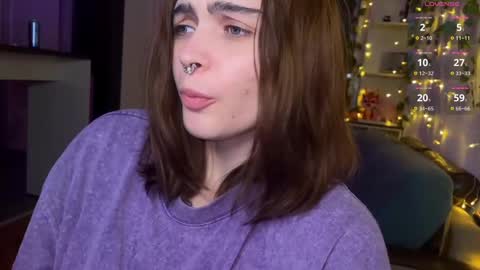 Snapshot of dorfmatratze_ chatting on 02-20-25, 07:30 Alice online show from 02-20-25, 07:30