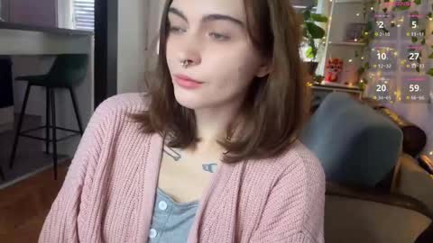 Snapshot of dorfmatratze_ chatting on 02-25-25, 07:09 Alice online show from 02-25-25, 07:09