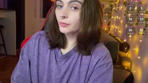 Snapshot of dorfmatratze_ chatting on 03-06-25, 05:43 Alice online show from 03-06-25, 05:43