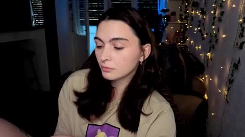 Snapshot of dorfmatratze_ chatting on 09-24-25, 05:33 Alice online show from 09-24-25, 05:33