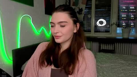 Alice online show from 12-05-25, 06:33