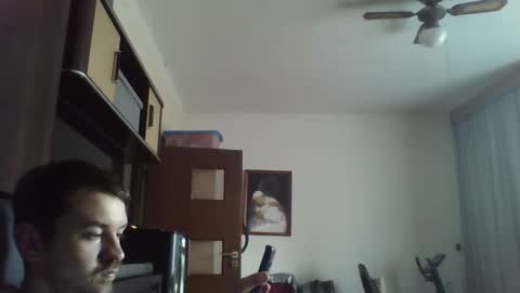 Snapshot of dorian0903 chatting on 10-21-25, 09:21 dorian0903 online show from 10-21-25, 09:21