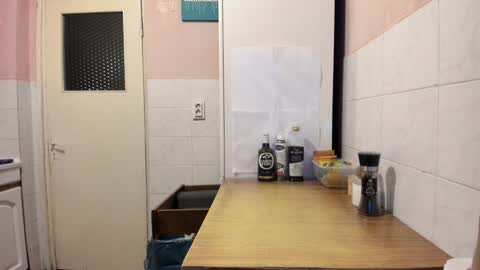 Snapshot of doriancretu95 chatting on 12-01-24, 08:53 menu below online show from 12-01-24, 08:53