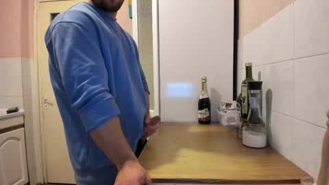 Snapshot of doriancretu95 chatting on 11-12-25, 08:30 menu below online show from 11-12-25, 08:30