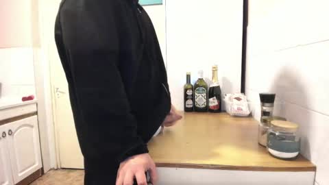 menu  below online show from 04-03-26, 11:58